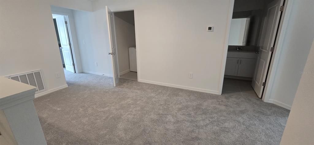 En Renta: $2,245 (3 camas, 2 baños, 1666 Pies cuadrados)
