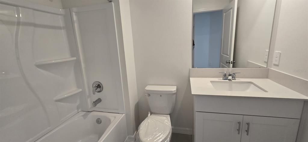 En Renta: $2,245 (3 camas, 2 baños, 1666 Pies cuadrados)