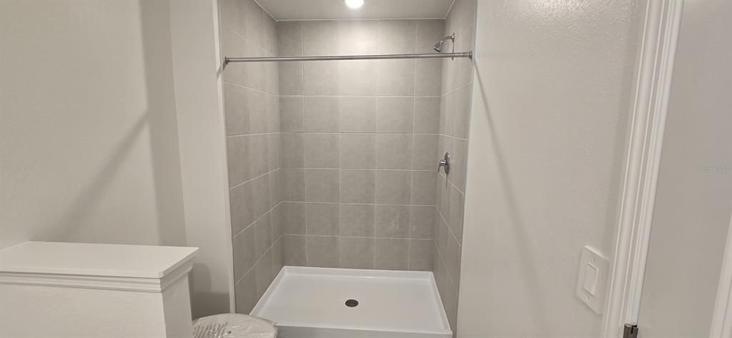 En Renta: $2,245 (3 camas, 2 baños, 1666 Pies cuadrados)