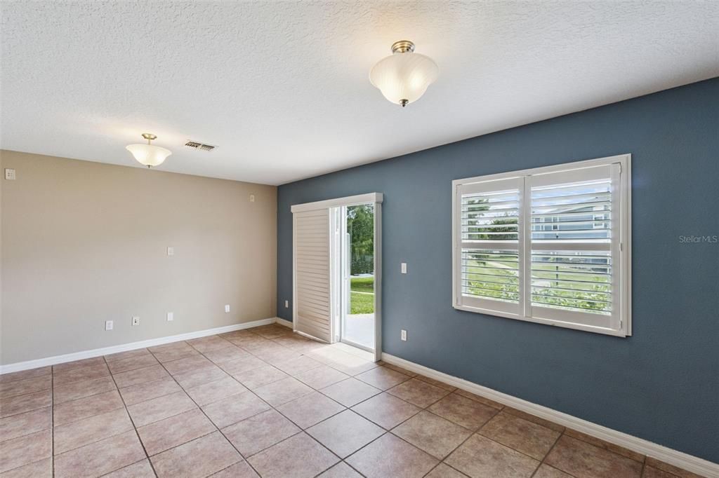 В аренду: $1,895 (2 спален, 2 ванн, 1278 Квадратных фут)