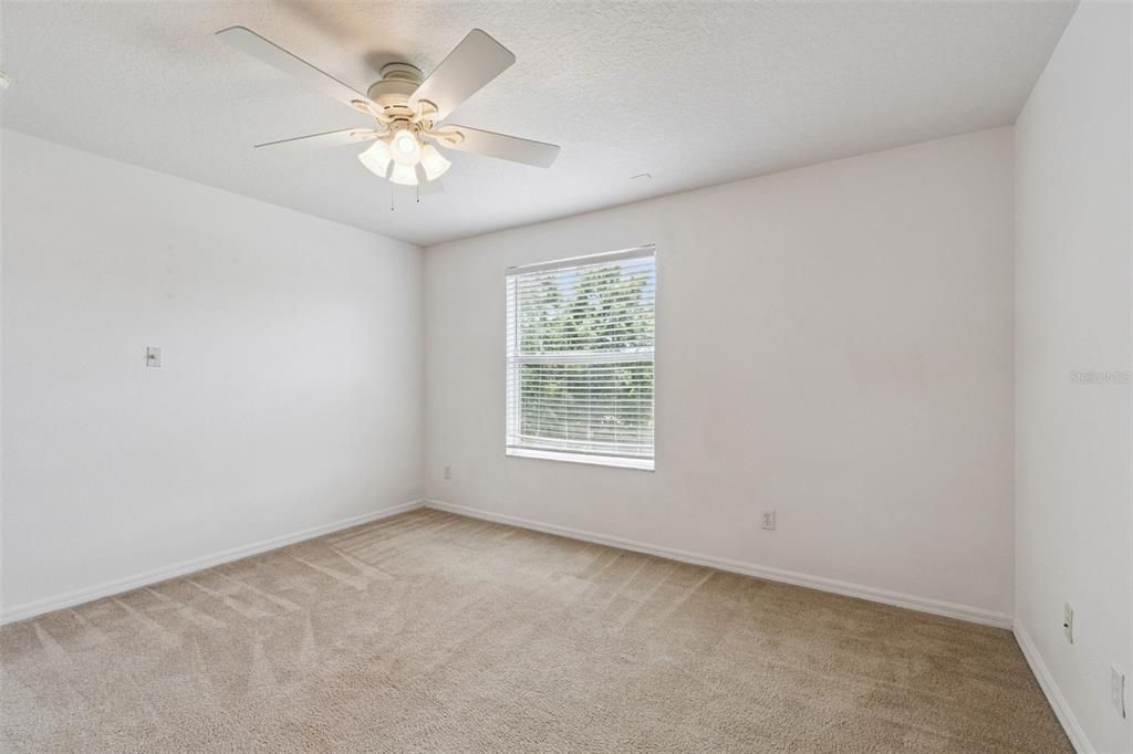 В аренду: $1,895 (2 спален, 2 ванн, 1278 Квадратных фут)