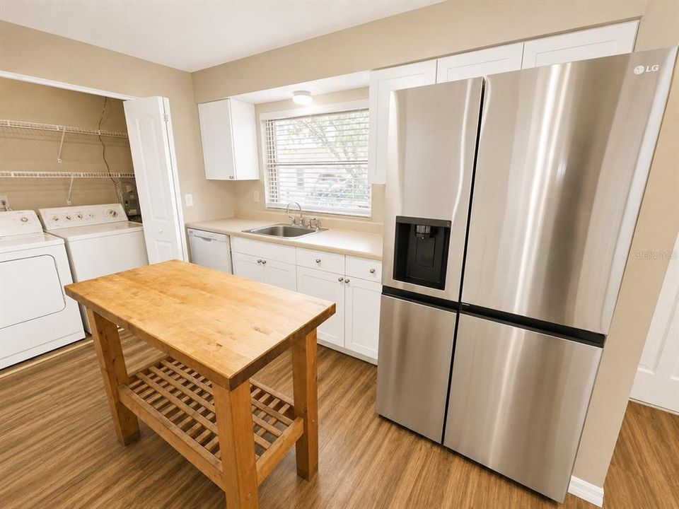 В аренду: $1,700 (2 спален, 2 ванн, 1178 Квадратных фут)