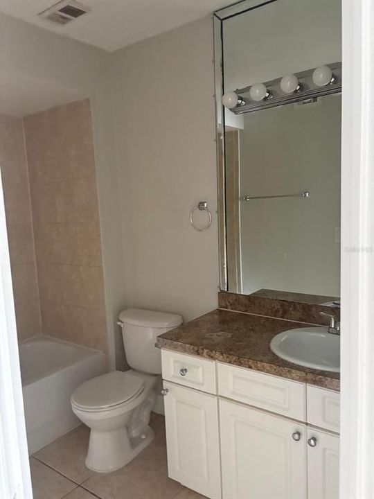 For Rent: $1,850 (3 beds, 2 baths, 1253 Square Feet)
