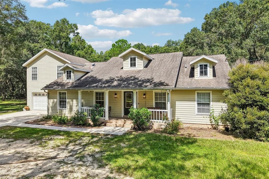 For Sale: $779,900 (5 beds, 3 baths, 2686 Square Feet)