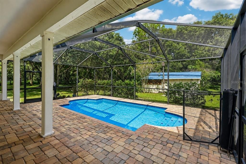 For Sale: $779,900 (5 beds, 3 baths, 2686 Square Feet)