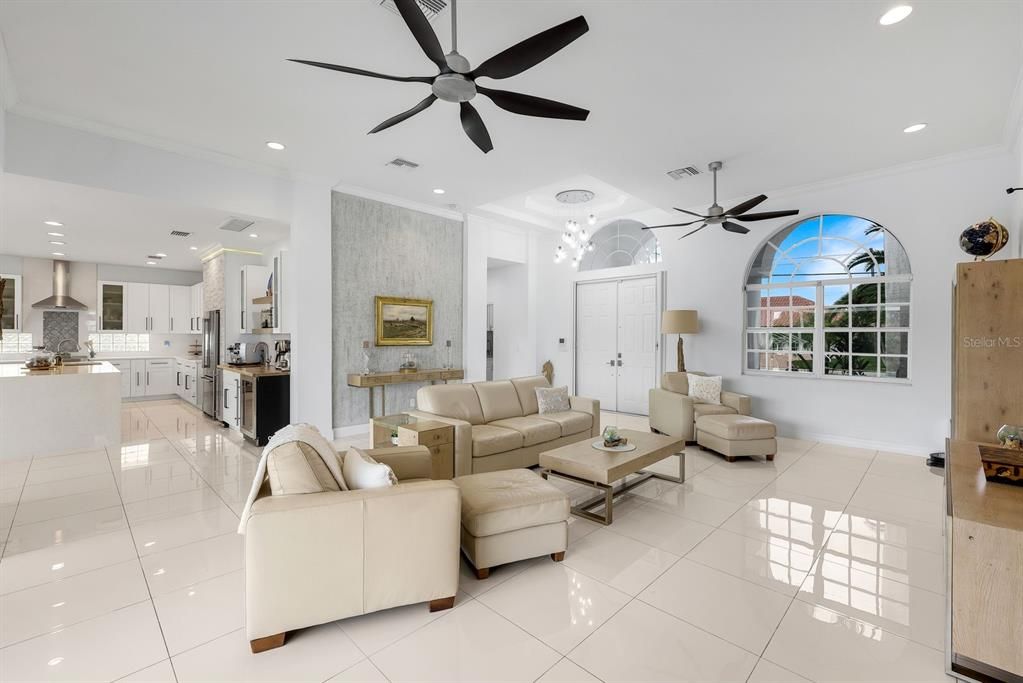 For Sale: $1,300,000 (5 beds, 4 baths, 3552 Square Feet)