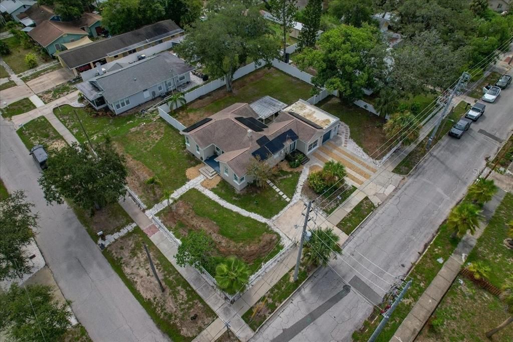 For Sale: $650,000 (3 beds, 3 baths, 1507 Square Feet)
