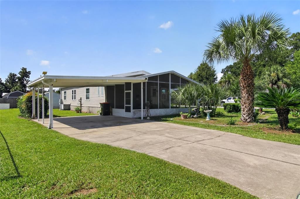 For Sale: $185,000 (3 beds, 2 baths, 1296 Square Feet)