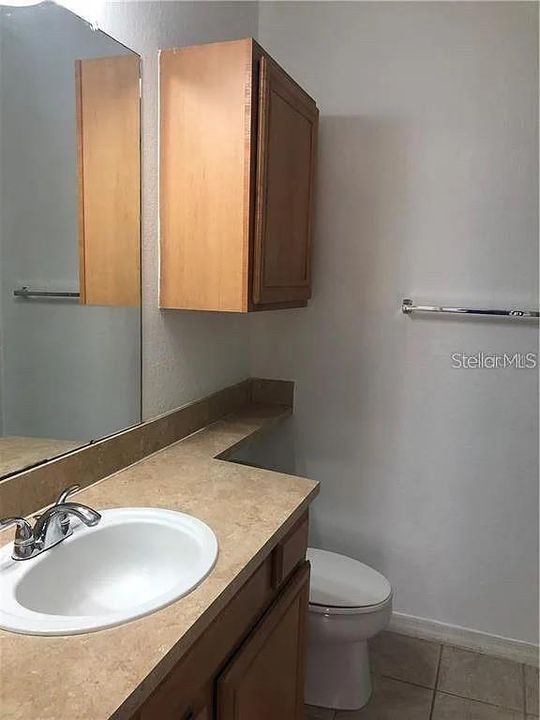 For Sale: $299,999 (4 beds, 3 baths, 1868 Square Feet)
