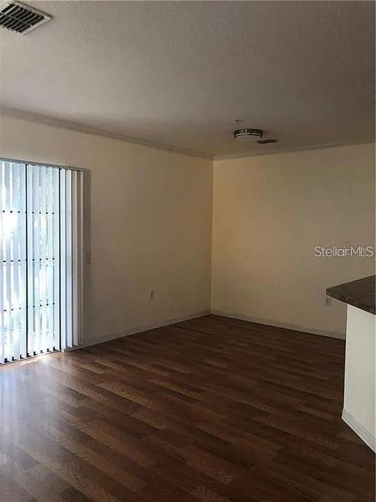 For Sale: $299,999 (4 beds, 3 baths, 1868 Square Feet)