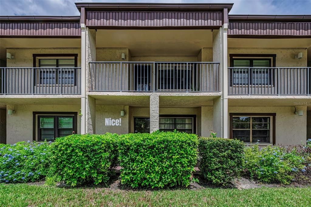 For Sale: $115,000 (1 beds, 1 baths, 679 Square Feet)