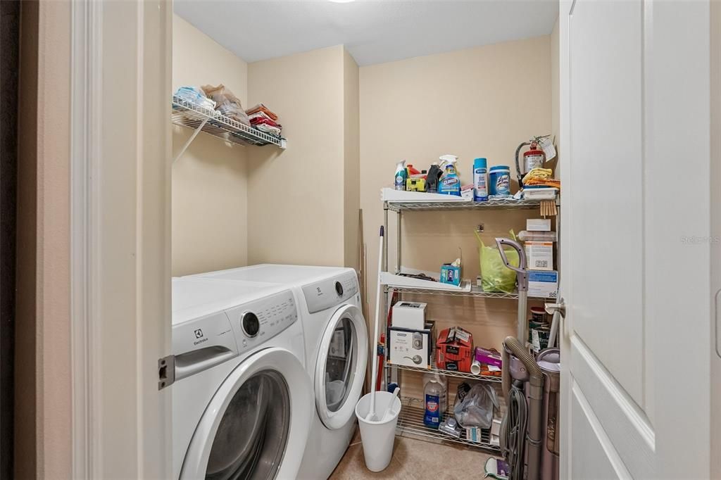 En Venta: $439,000 (2 camas, 2 baños, 1575 Pies cuadrados)