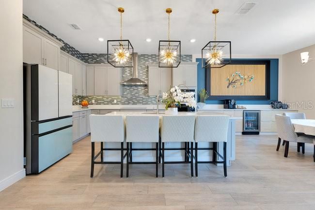 For Rent: $5,800 (5 beds, 4 baths, 3561 Square Feet)