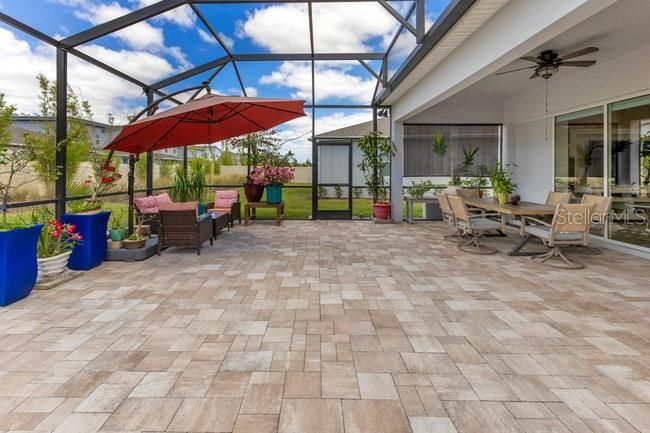 For Rent: $5,800 (5 beds, 4 baths, 3561 Square Feet)