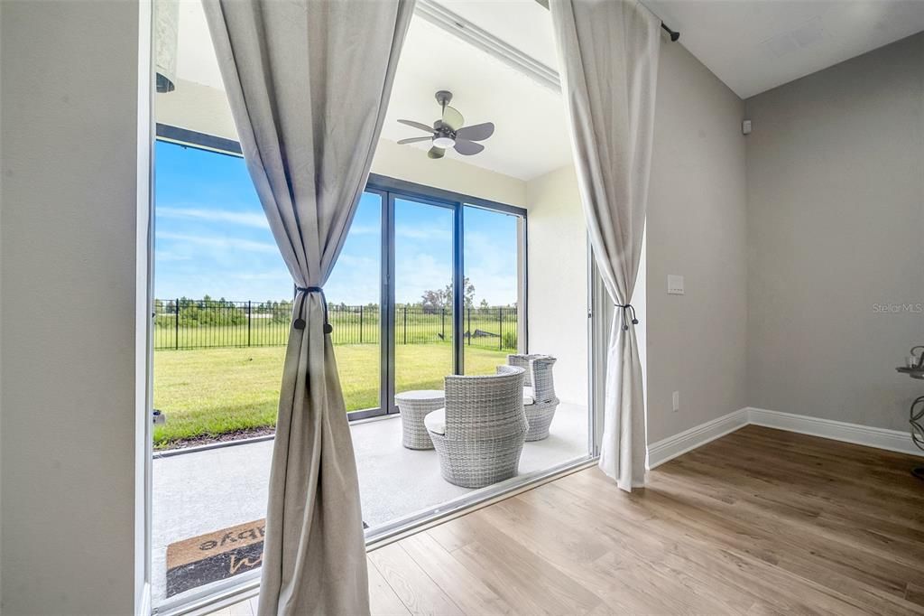For Sale: $699,900 (4 beds, 3 baths, 2843 Square Feet)
