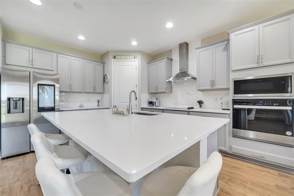 For Sale: $699,900 (4 beds, 3 baths, 2843 Square Feet)