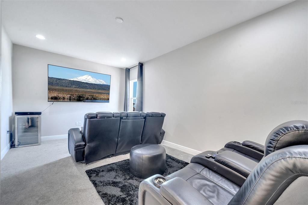 For Sale: $699,900 (4 beds, 3 baths, 2843 Square Feet)