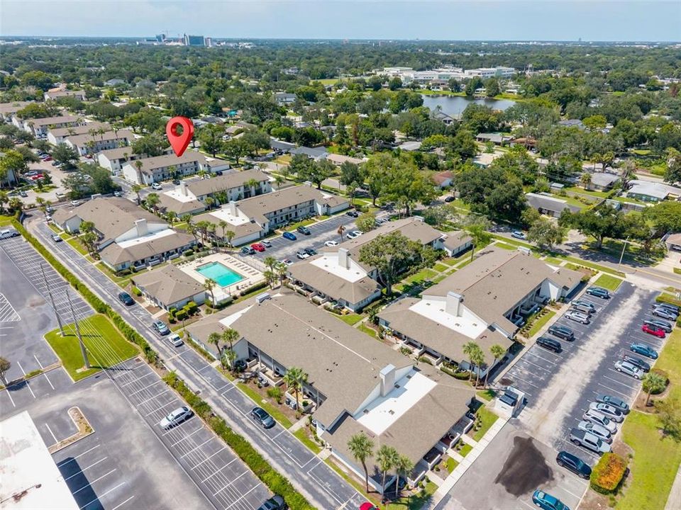 For Sale: $285,000 (2 beds, 2 baths, 890 Square Feet)