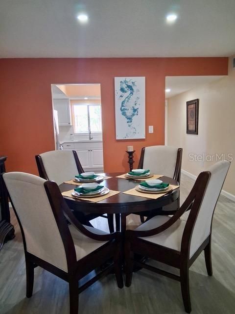 En Venta: $183,000 (2 camas, 2 baños, 1144 Pies cuadrados)