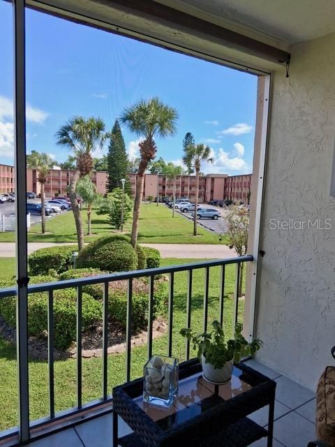 En Venta: $183,000 (2 camas, 2 baños, 1144 Pies cuadrados)