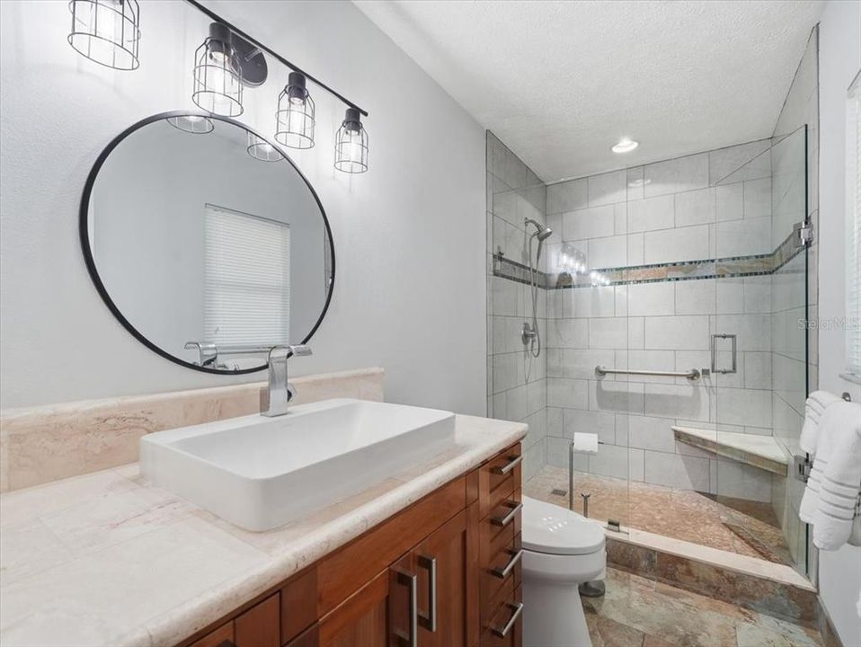 For Sale: $700,000 (3 beds, 2 baths, 1721 Square Feet)