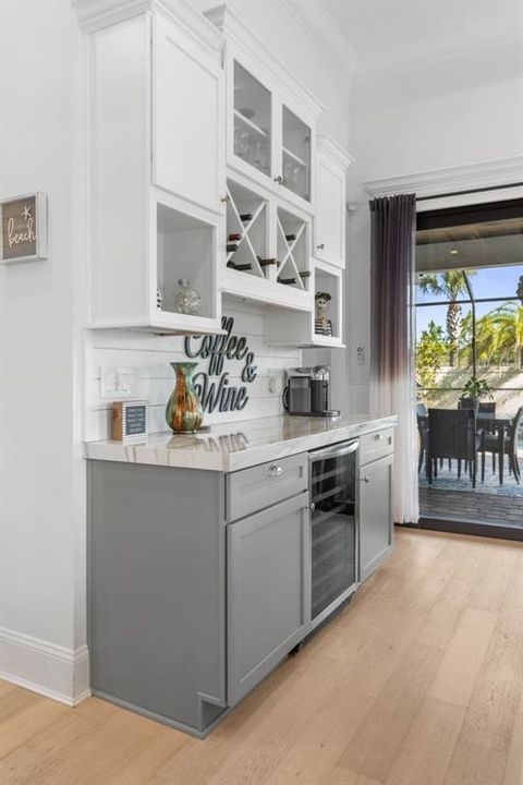 En Venta: $865,000 (3 camas, 2 baños, 2020 Pies cuadrados)