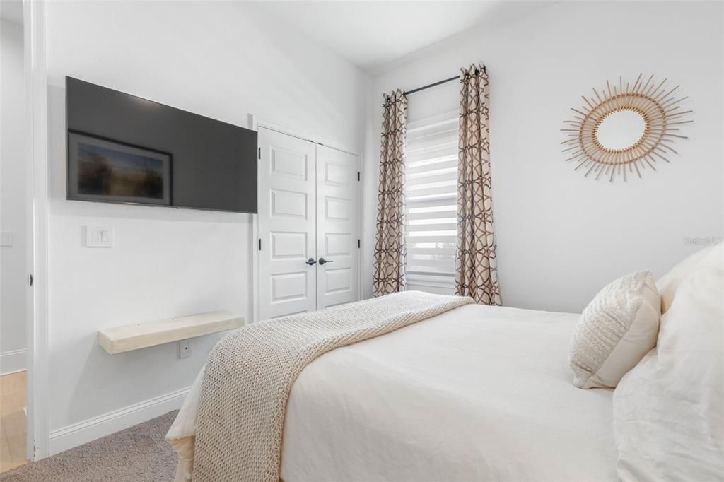 En Venta: $865,000 (3 camas, 2 baños, 2020 Pies cuadrados)