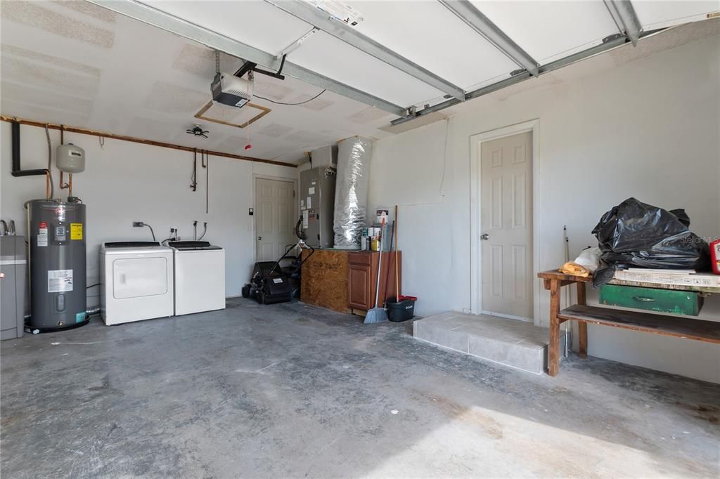 For Sale: $420,000 (3 beds, 2 baths, 1280 Square Feet)