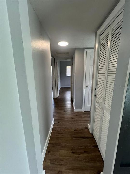 For Sale: $219,900 (3 beds, 1 baths, 1100 Square Feet)