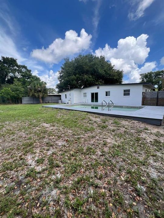 For Sale: $219,900 (3 beds, 1 baths, 1100 Square Feet)
