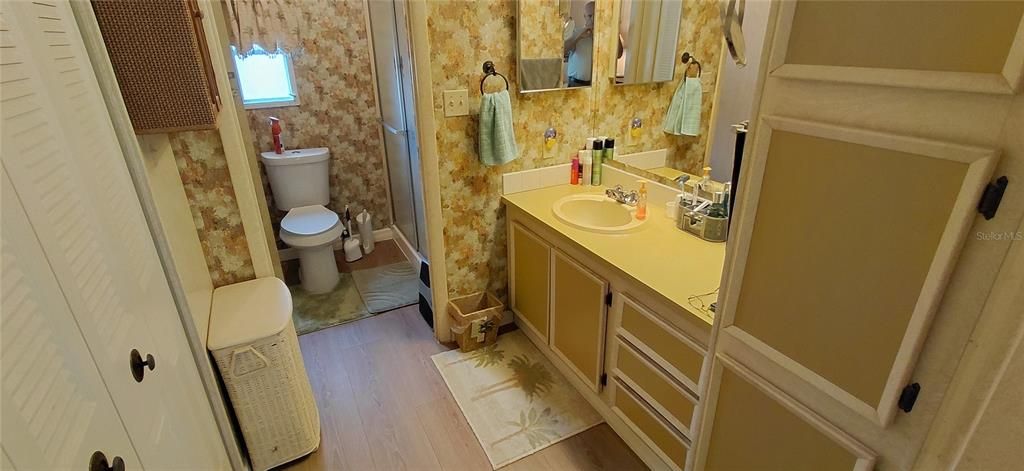 На продажу: $85,000 (2 спален, 2 ванн, 1056 Квадратных фут)