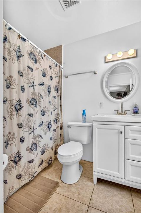 For Sale: $745,000 (5 beds, 3 baths, 2504 Square Feet)