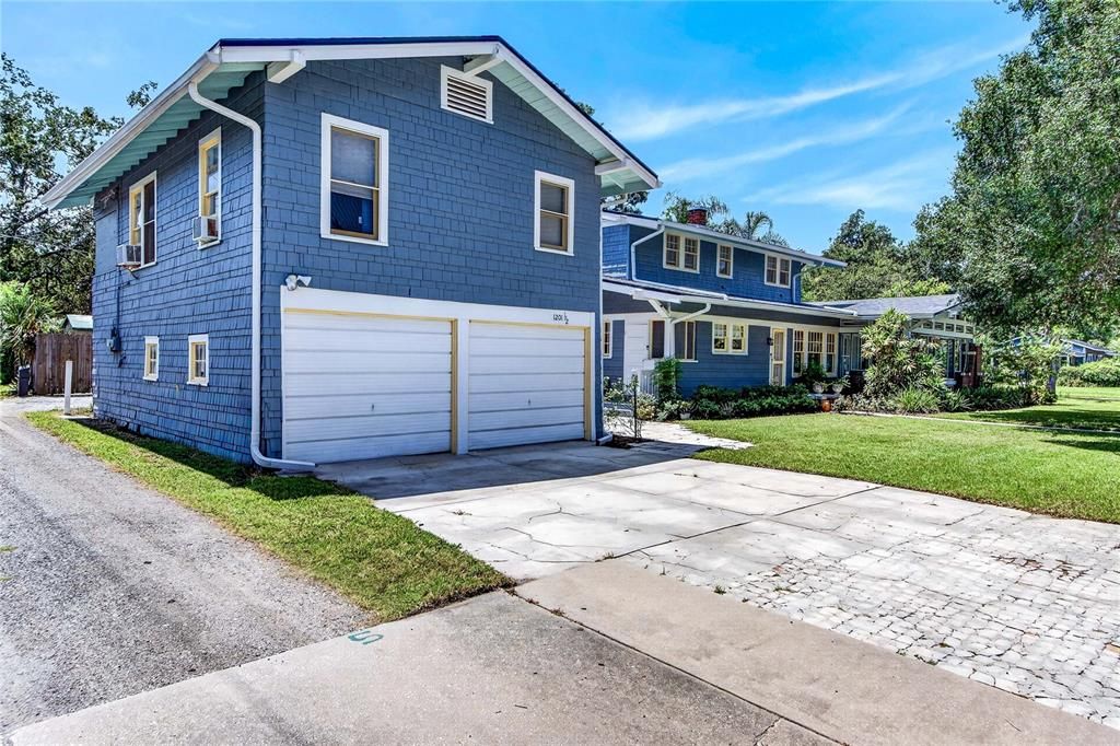 For Sale: $745,000 (5 beds, 3 baths, 2504 Square Feet)