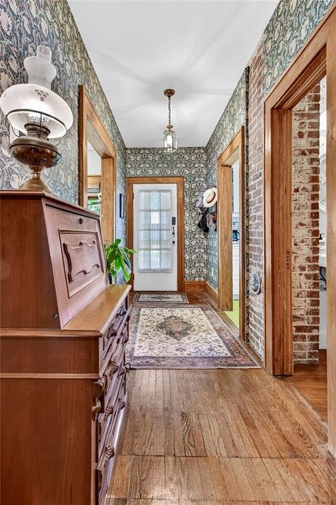 For Sale: $745,000 (5 beds, 3 baths, 2504 Square Feet)