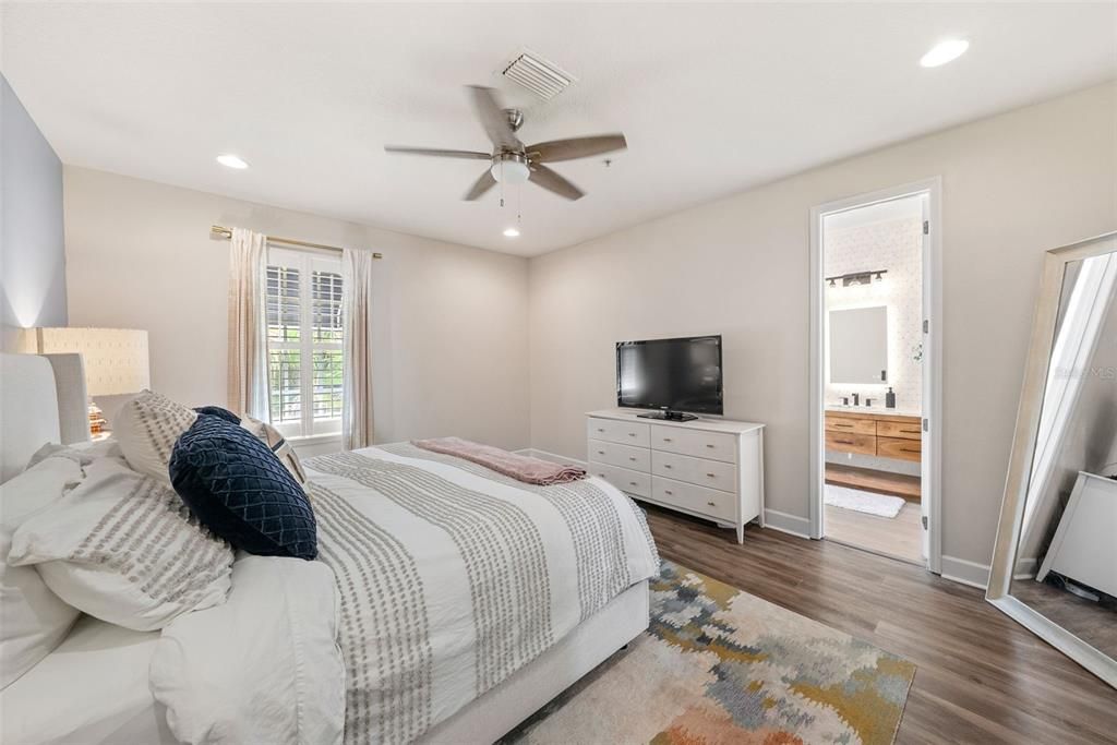 Activo con contrato: $625,000 (3 camas, 2 baños, 1914 Pies cuadrados)