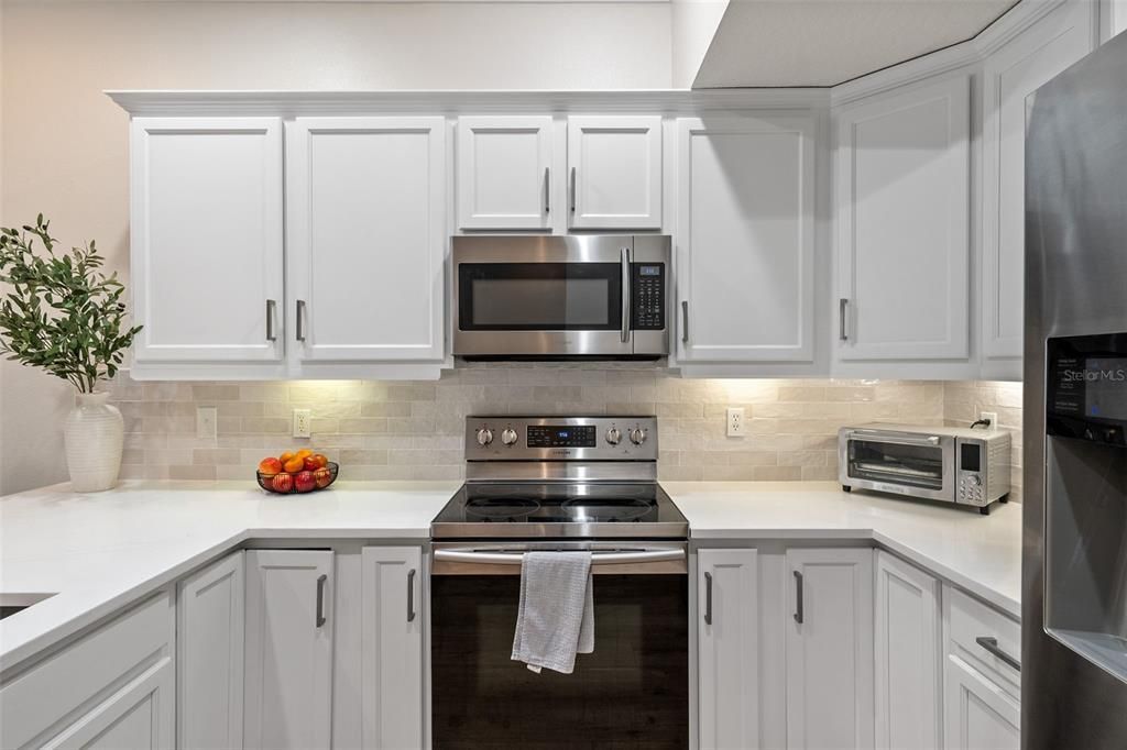 Activo con contrato: $625,000 (3 camas, 2 baños, 1914 Pies cuadrados)