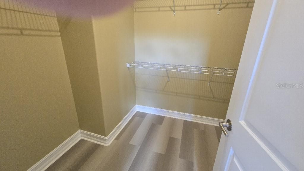 For Sale: $385,500 (3 beds, 2 baths, 1830 Square Feet)
