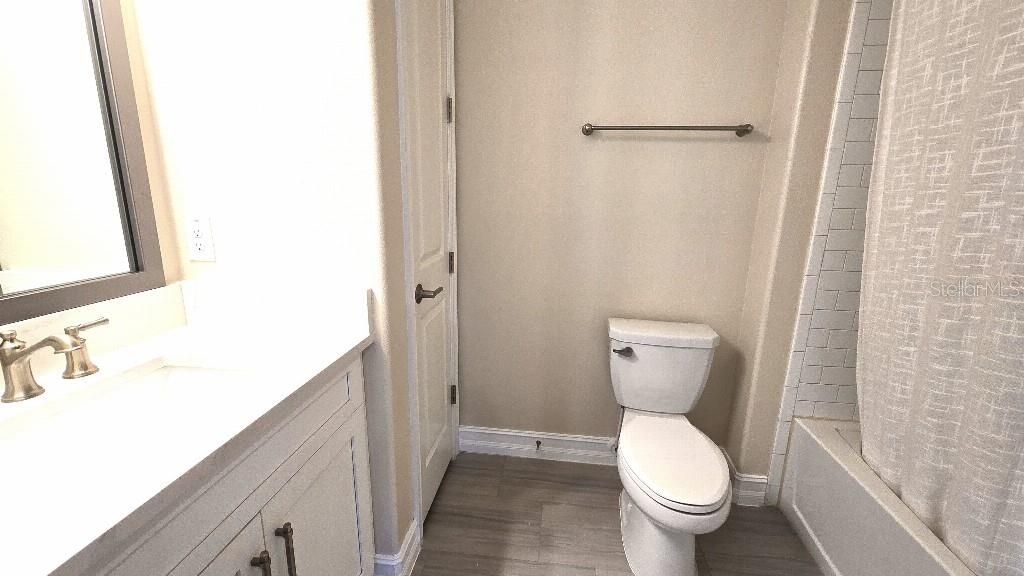 For Sale: $385,500 (3 beds, 2 baths, 1830 Square Feet)