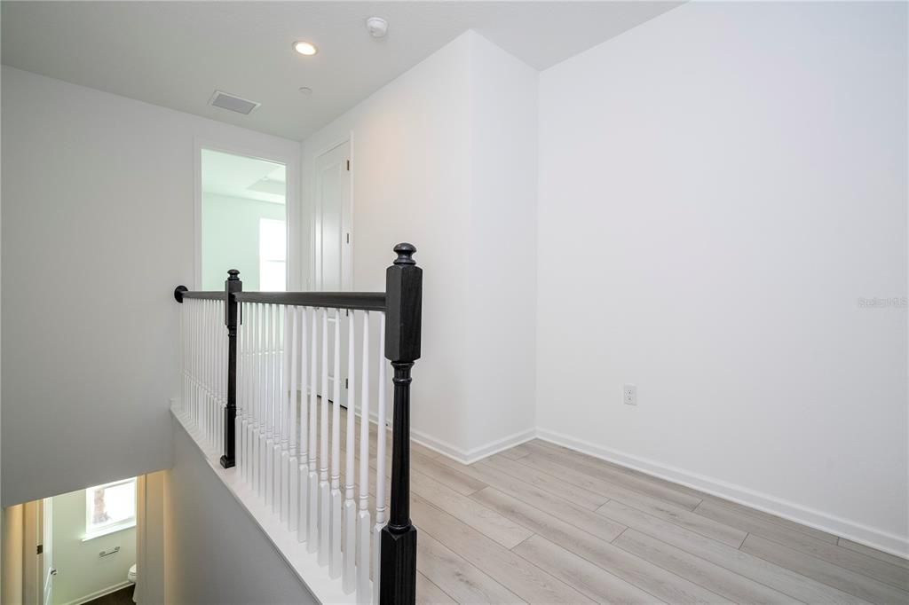 For Rent: $3,150 (3 beds, 3 baths, 2037 Square Feet)
