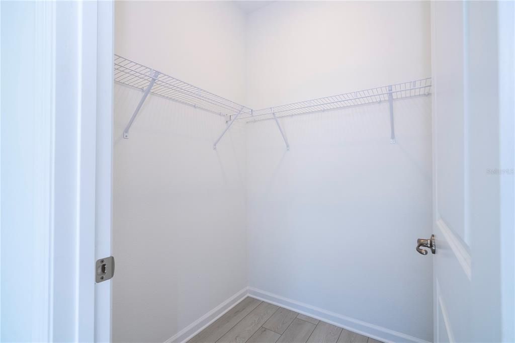 For Rent: $3,150 (3 beds, 3 baths, 2037 Square Feet)