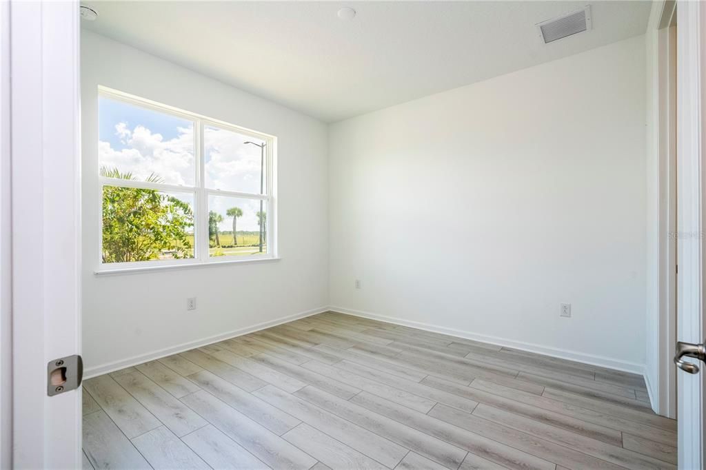 For Rent: $3,150 (3 beds, 3 baths, 2037 Square Feet)