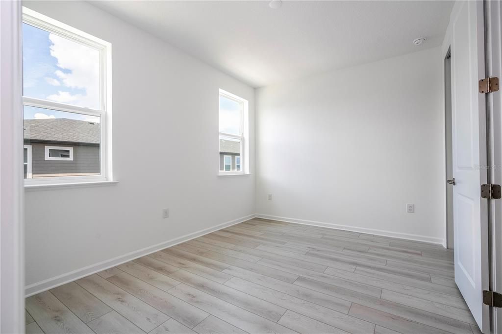 For Rent: $3,150 (3 beds, 3 baths, 2037 Square Feet)