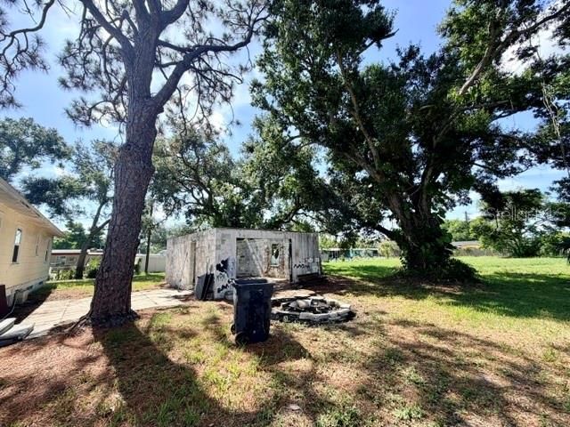 En Venta: $388,700 (0.74 acres)