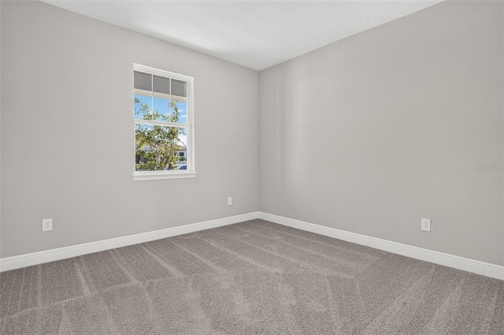 For Sale: $408,220 (3 beds, 2 baths, 1894 Square Feet)