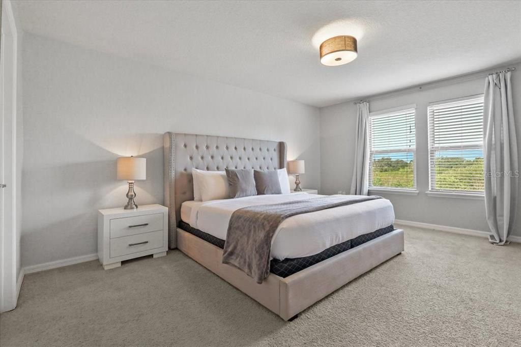 For Rent: $3,100 (5 beds, 4 baths, 2076 Square Feet)