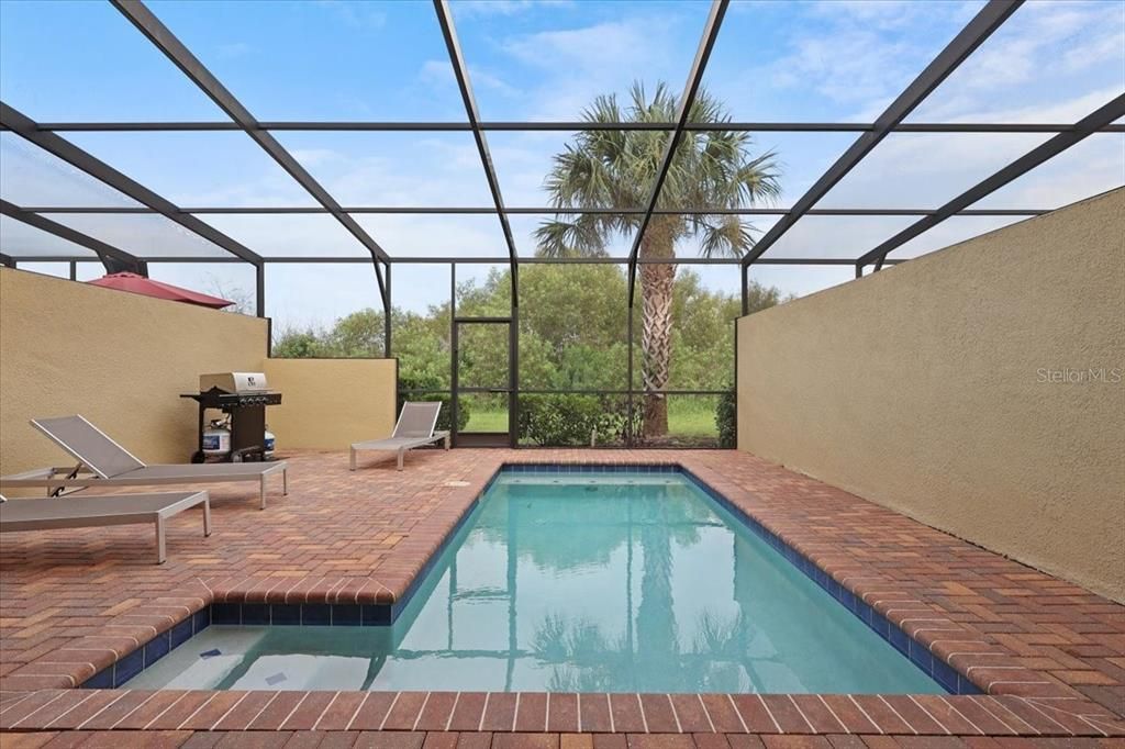 For Rent: $3,100 (5 beds, 4 baths, 2076 Square Feet)