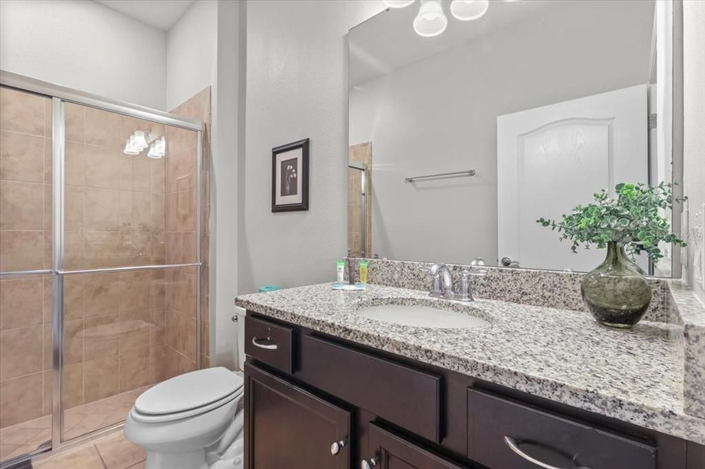 For Rent: $3,100 (5 beds, 4 baths, 2076 Square Feet)