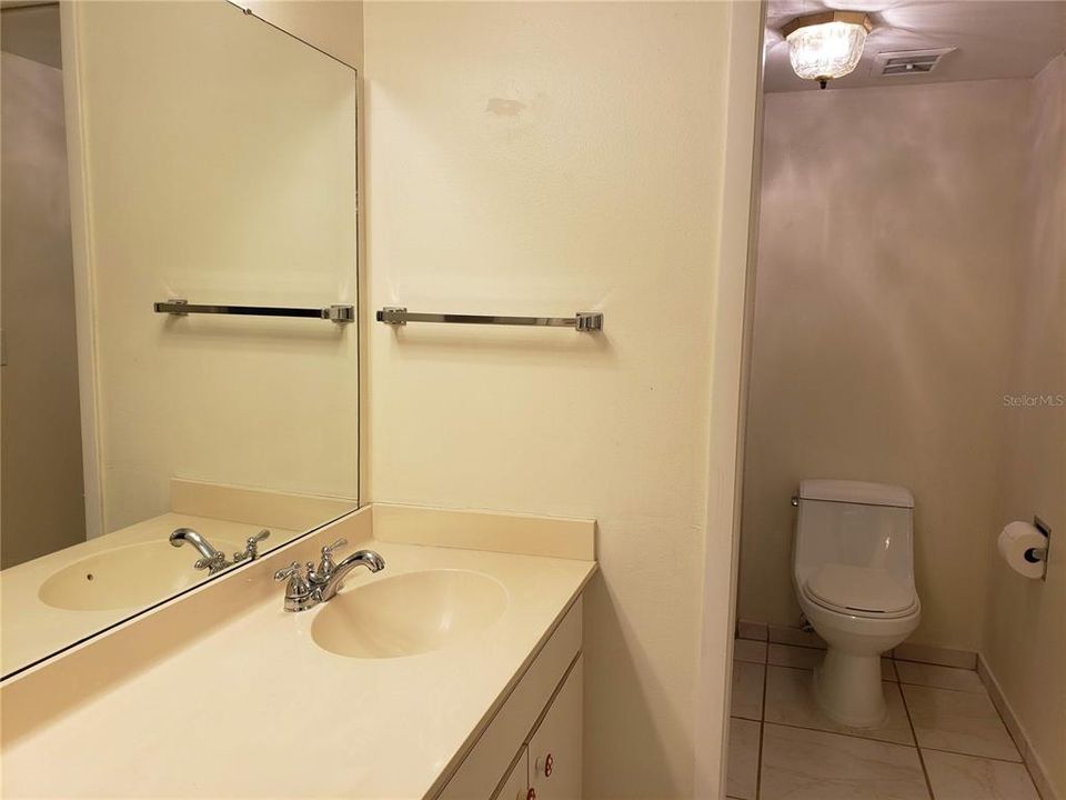 На продажу: $175,000 (2 спален, 2 ванн, 1413 Квадратных фут)