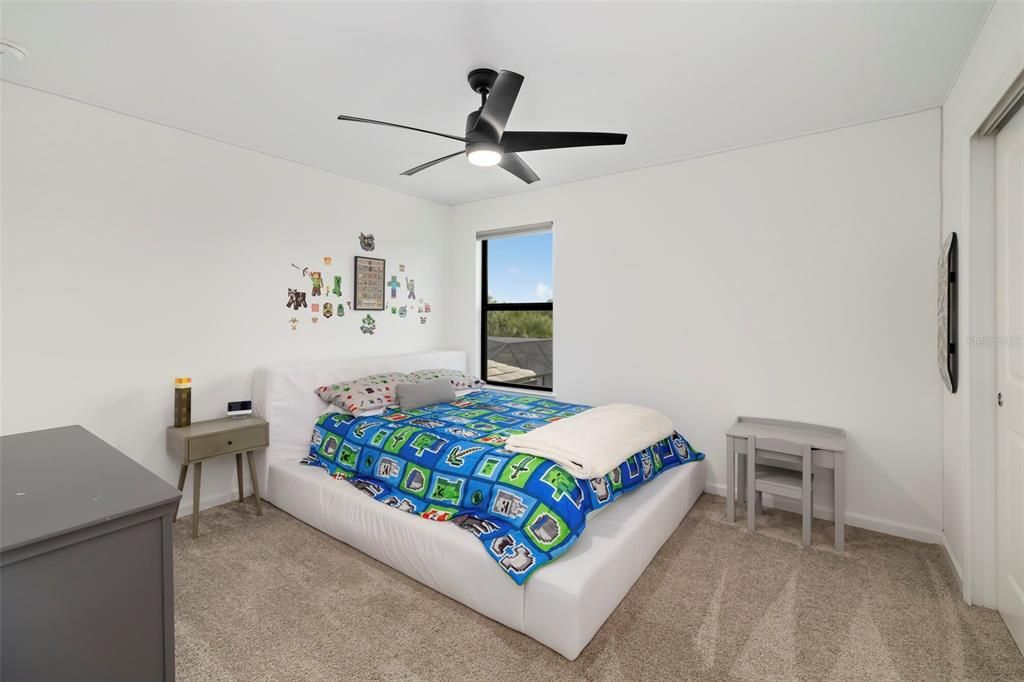 For Sale: $734,900 (5 beds, 3 baths, 2616 Square Feet)