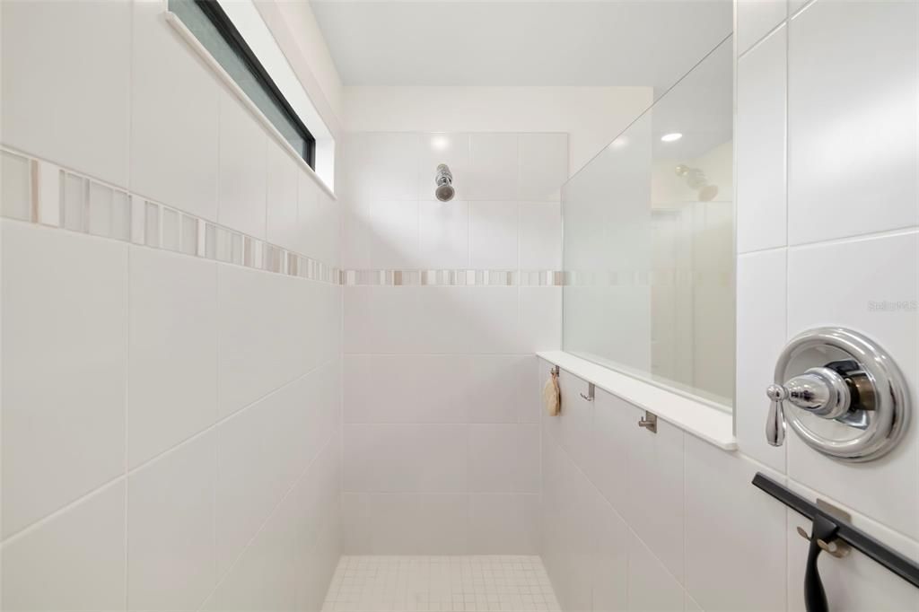 For Sale: $734,900 (5 beds, 3 baths, 2616 Square Feet)